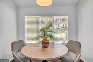 3005 River Dr, Savannah, GA 31404 - Photo 8