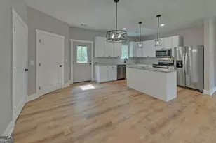 71 Crestwood Dr, Hartwell, GA 30643 - Photo 10