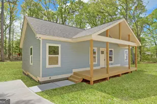 71 Crestwood Dr, Hartwell, GA 30643 - Photo 2