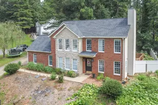 205 Tremont Cir, Athens, GA 30606 - Photo 2