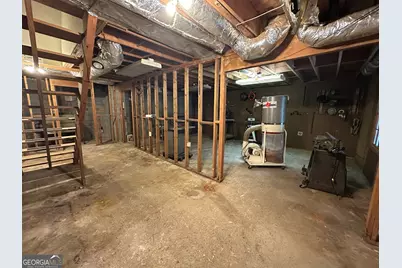 5104 Onawa Court SW, Lilburn, GA 30047 - Photo 32