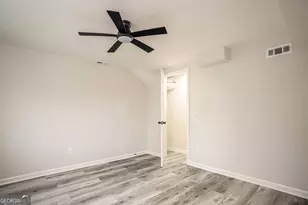 610 Glenforest Rd, Sandy Springs, GA 30328 - Photo 38