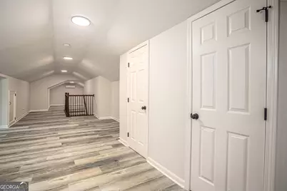 610 Glenforest Road, Sandy Springs, GA 30328 - Photo 36