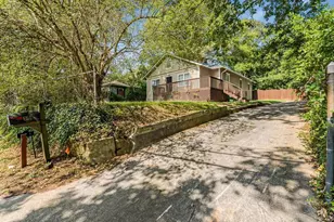 15 Johnson Rd NW, Atlanta, GA 30318 - Photo 2