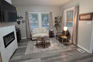 1889 Vesta Ave, East Point, GA 30344 - Photo 4