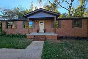 250 Mill St, Barnesville, GA 30204 - Photo 1