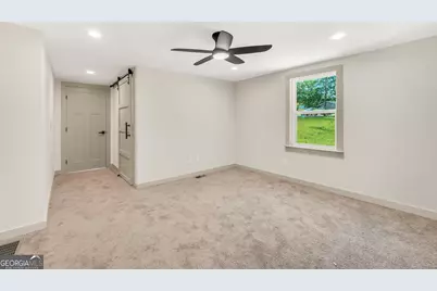 250 Mill Street, Barnesville, GA 30204 - Photo 18