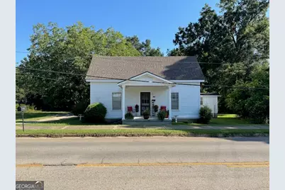 319 E McCarty Street, Sandersville, GA 31082 - Photo 1