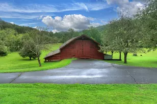 167 Whispering Pne Ln, Cherrylog, GA 30522 - Photo 12