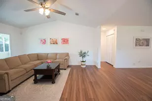 104 Cherry Tree Ct, Kingsland, GA 31548 - Photo 10