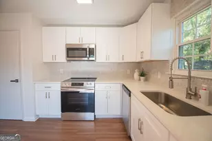 104 Cherry Tree Ct, Kingsland, GA 31548 - Photo 8