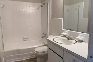 904 W Moore St, Dublin, GA 31021 - Photo 8