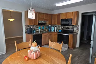 7040 Wessex Way, Cumming, GA 30028 - Photo 12