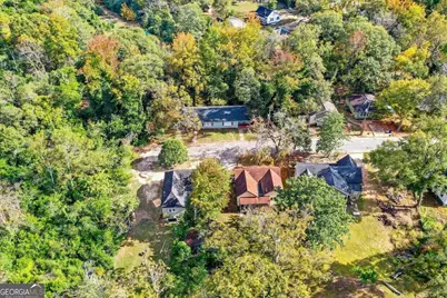 566 N 13th Street, Griffin, GA 30223 - Photo 2