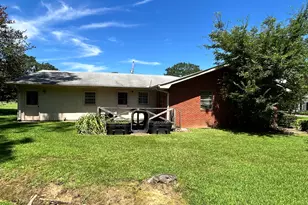 902 Andrews Dr NW, Conyers, GA 30012 - Photo 2