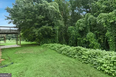 393 Strawberry Walk, Loganville, GA 30052 - Photo 24