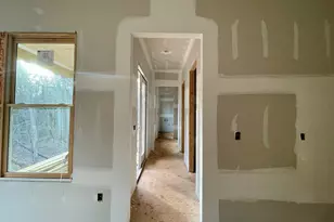 242 Carriage Ave, Jefferson, GA 30549 - Photo 4