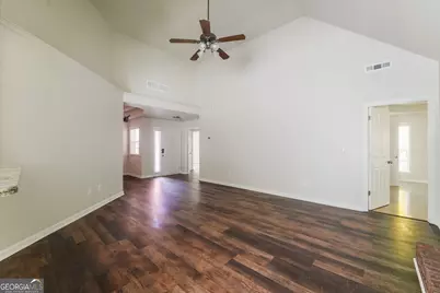 67 Kentucky Avenue, Sharpsburg, GA 30277 - Photo 6