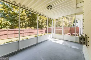 67 Kentucky Ave, Sharpsburg, GA 30277 - Photo 16