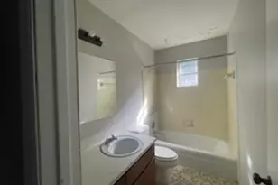240 Neptune Ct, Macon, GA 31211 - Photo 24