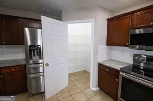 1729 Pinehurst View Ct, Grayson, GA 30017 - Photo 10