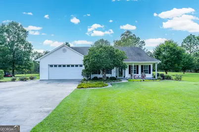 674 Forest Hills Drive, Douglas, GA 31535 - Photo 1