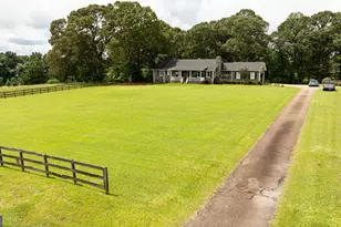 976 Windsweep Farm Rd, Thomaston, GA 30286 - Photo 1