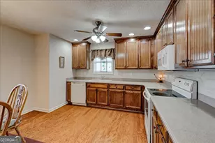 415 Gracious Way, McDonough, GA 30253 - Photo 6