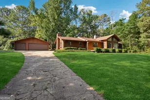 10 Gentry Dr, McDonough, GA 30252 - Photo 2