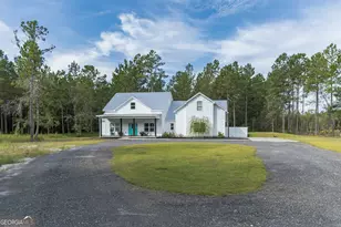 212 Clinch Ln, Brunswick, GA 31523 - Photo 2