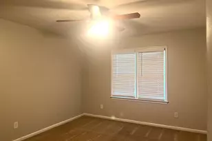 522 Hickory Hills Dr, Stone Mountain, GA 30083 - Photo 14