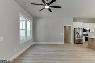 125 Rains Rd, Jefferson, GA 30549 - Photo 6