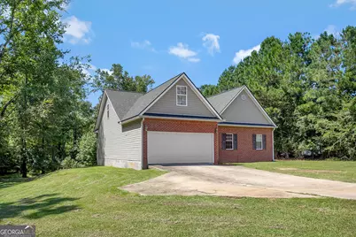 168 Stewart Drive NW, Milledgeville, GA 31061 - Photo 2