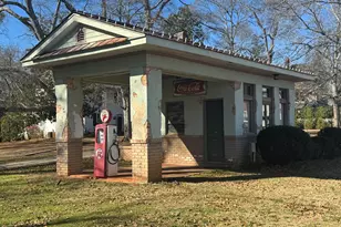 7 &amp 18 S Main St, Watkinsville, GA 30677 - Photo 6