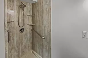 806 Brighton Point, Atlanta, GA 30328 - Photo 8