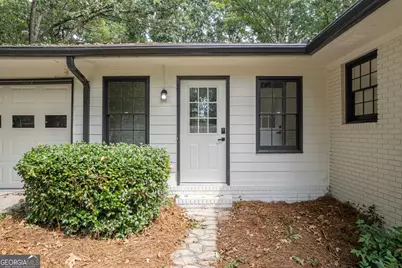 1586 Kings Road, Marietta, GA 30062 - Photo 6