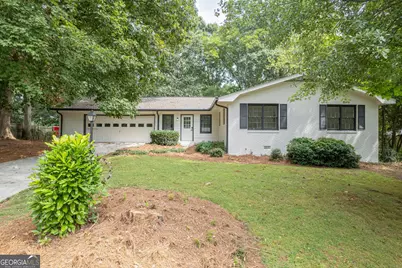 1586 Kings Road, Marietta, GA 30062 - Photo 2