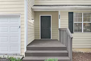 660 Kilkenny Cir, Lithonia, GA 30058 - Photo 2