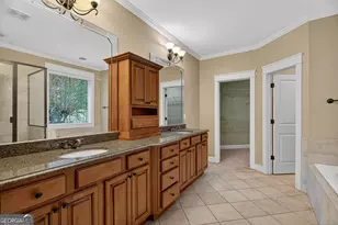 101 Riverbluff Dr, Lagrange, GA 30240 - Photo 10