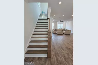 825 Green Sapling Trail E #18, Suwanee, GA 30024 - Photo 2