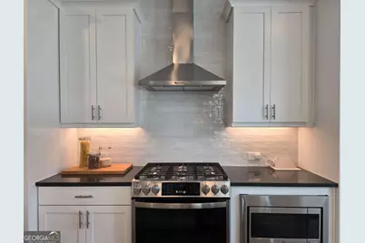 825 Green Sapling Trail E #18, Suwanee, GA 30024 - Photo 4