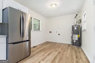 2025 East Dr, Decatur, GA 30032 - Photo 12