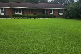 239 Brookwood Dr, Dublin, GA 31021 - Photo 2