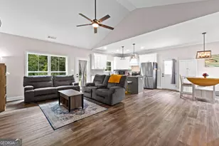 1505 Wisteria Dr, West Point, GA 31833 - Photo 8