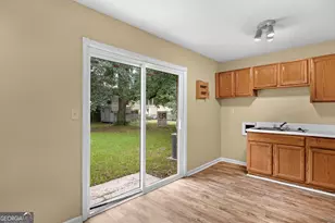 612 Olive St, Hinesville, GA 31313 - Photo 4