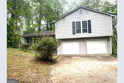 629 Waterview Court, Stone Mountain, GA 30088 - Photo 2