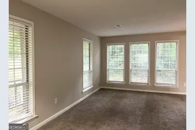 629 Waterview Court, Stone Mountain, GA 30088 - Photo 4