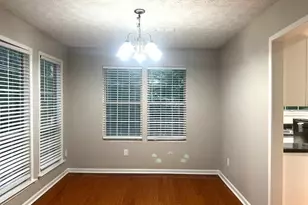 629 Waterview Ct, Stone Mountain, GA 30088 - Photo 6