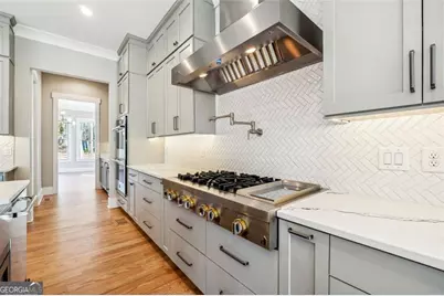 4132 Haverhill Drive, Atlanta, GA 30342 - Photo 32