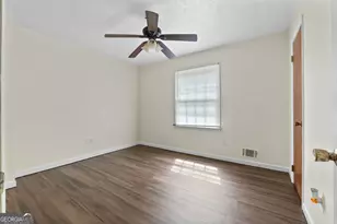 5753 Gum Ct, Ellenwood, GA 30294 - Photo 16